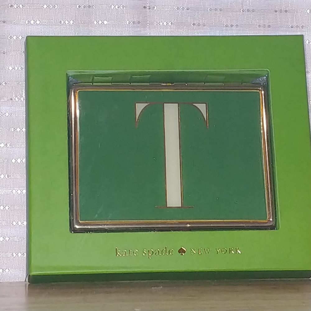 ID Holder